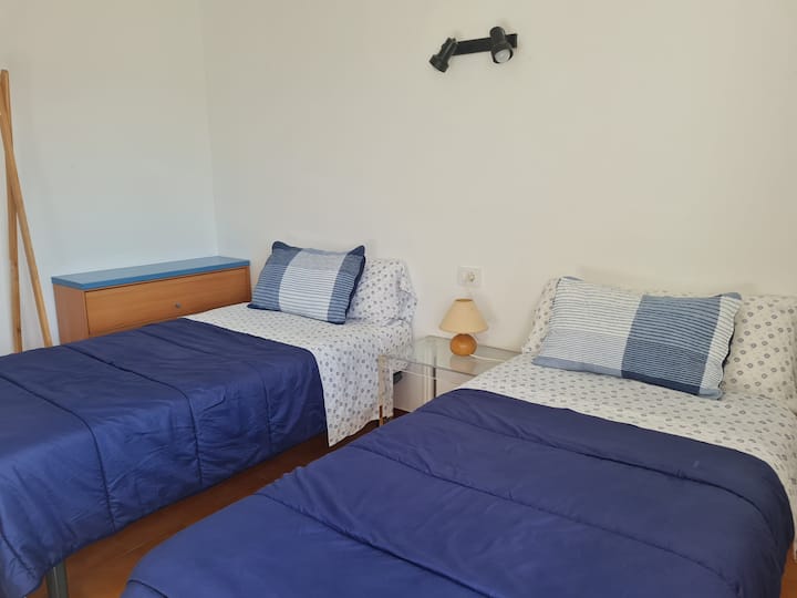 ห้องพักที่มองเห็นชายหาด Canelas เตียงขนาด 90 ซม. 2 หลัง