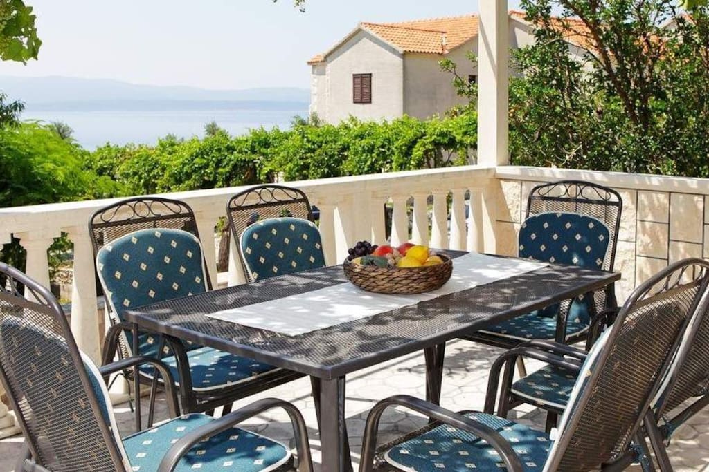 big spacious terrace, ideal for gatherings for your family or friends