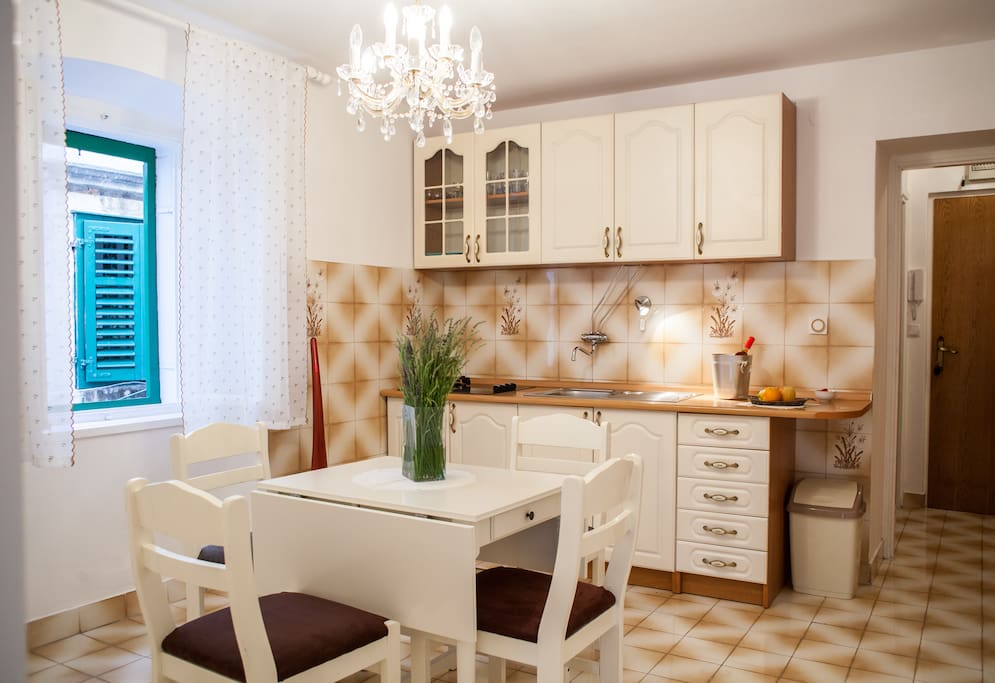 The kitchen offers everything that is necessary for guests