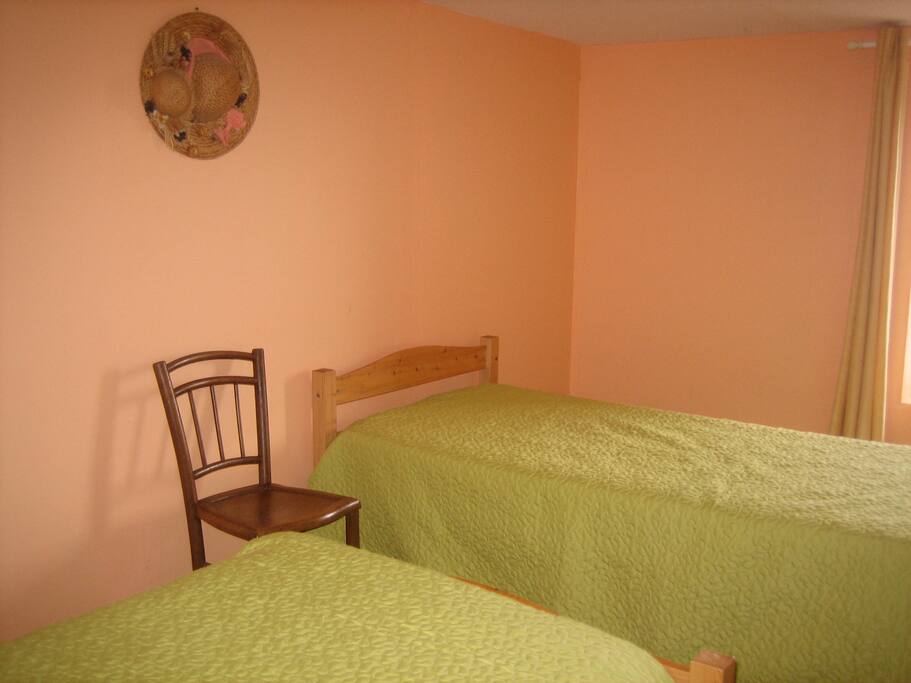 chambre 2 lits de 1 pers