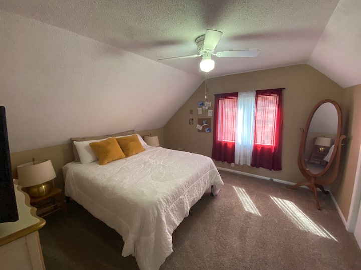 Downtown Des Moines Holiday Rentals & Homes Des Moines, IA Airbnb