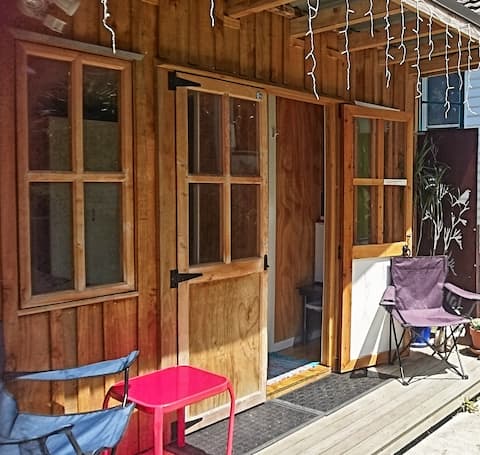 Easy city access; cozy studio,  private entrance.