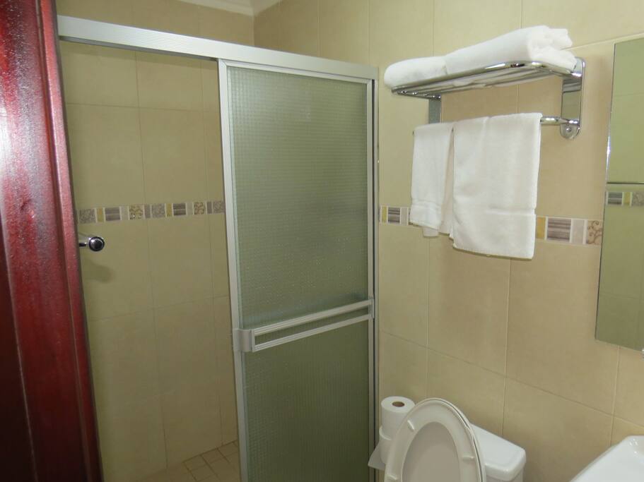 Baño. Habitación Individual o Pareja