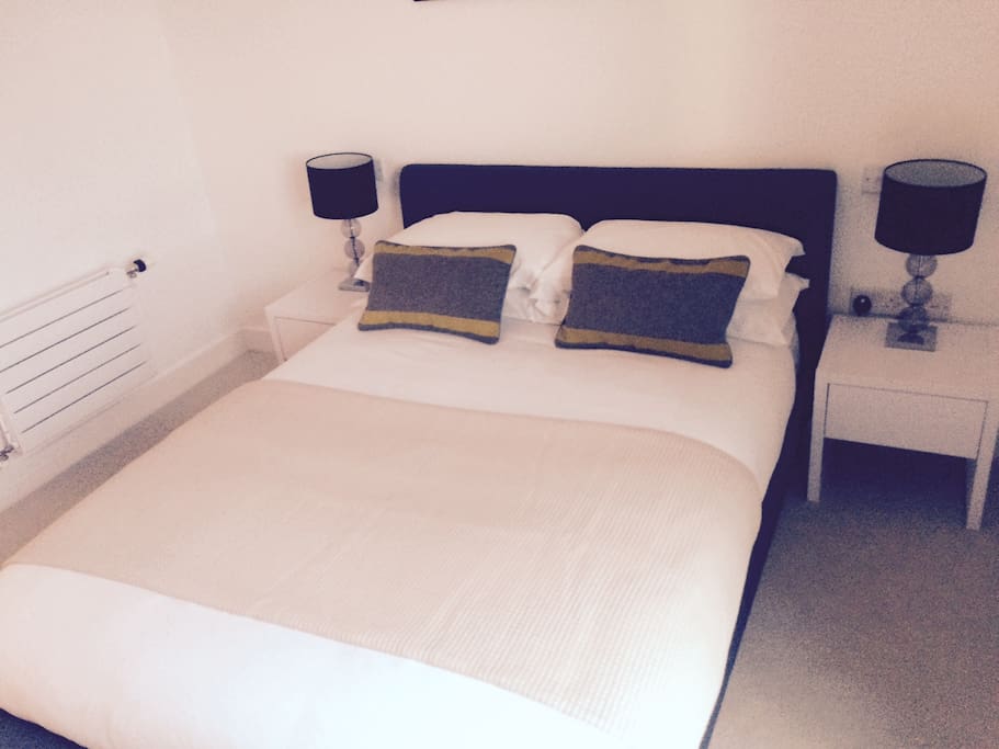 Comfy king size bed