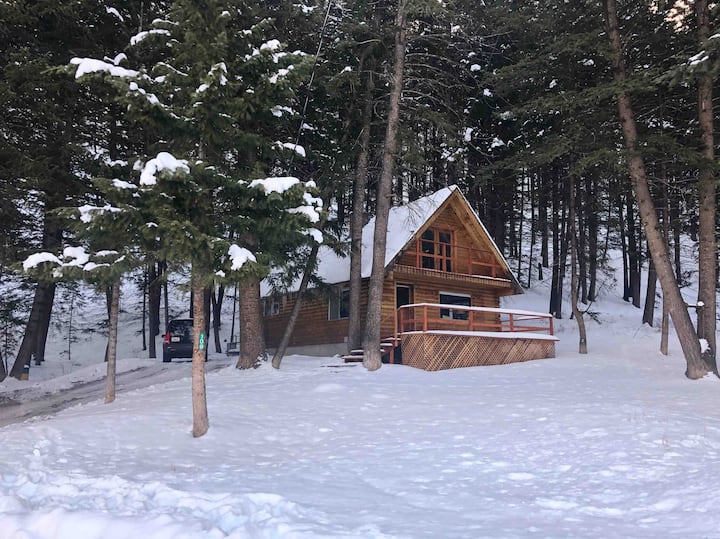 Board Ranch Cabin Cabins for Rent in Ketchum, Idaho, United States
