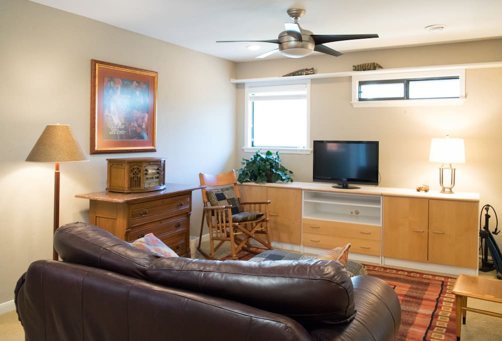 Large living room with flat screen available for wifi connection. Cable ready for longer term leases to access programming for an additional fee.