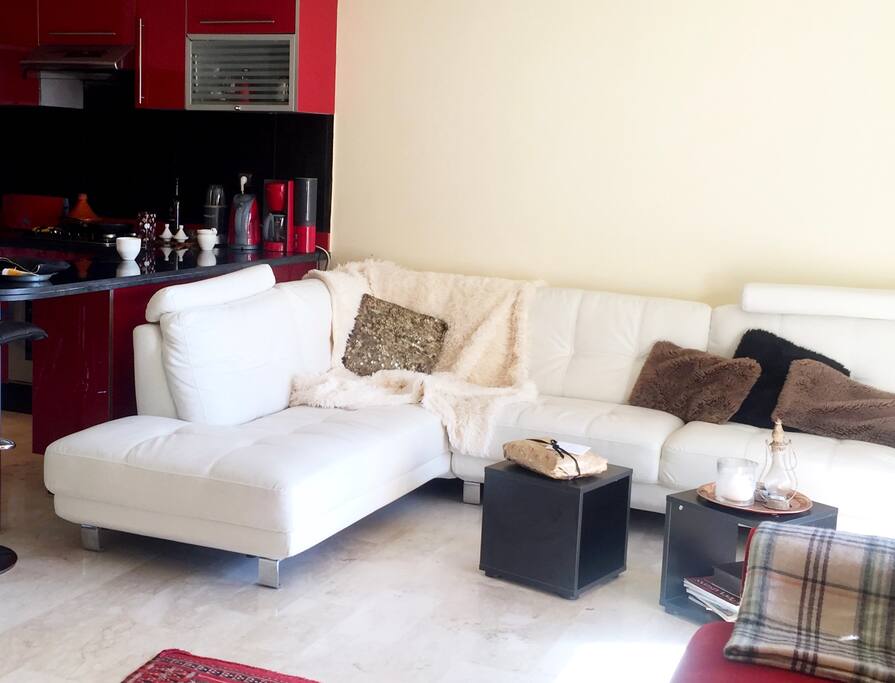 Relax in the lounge