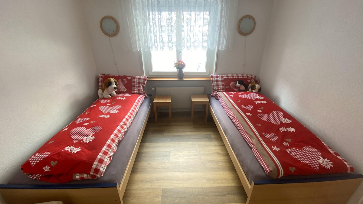 Единечен кревет (широк 80