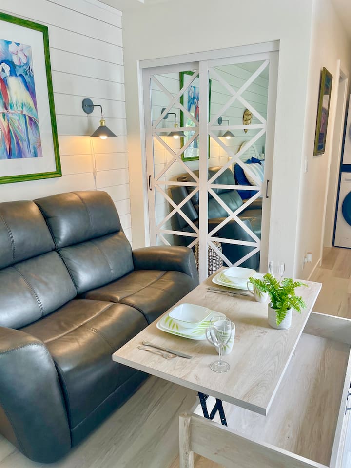California Dreamin’ At Our Coastal-inspired Suite - Lakeside, CA