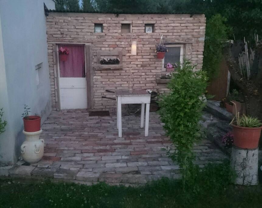 Angolo relax con tramonto rivolto ad ovest