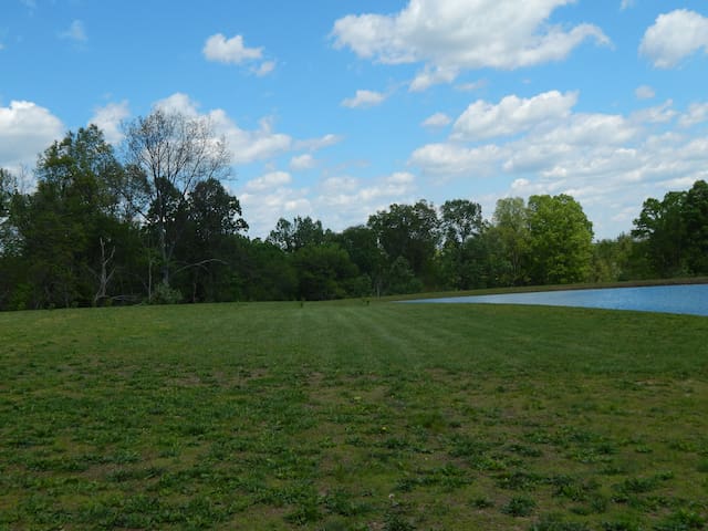 Listing in Bloomington