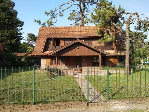 Chalet with park for 5/7 people, south area