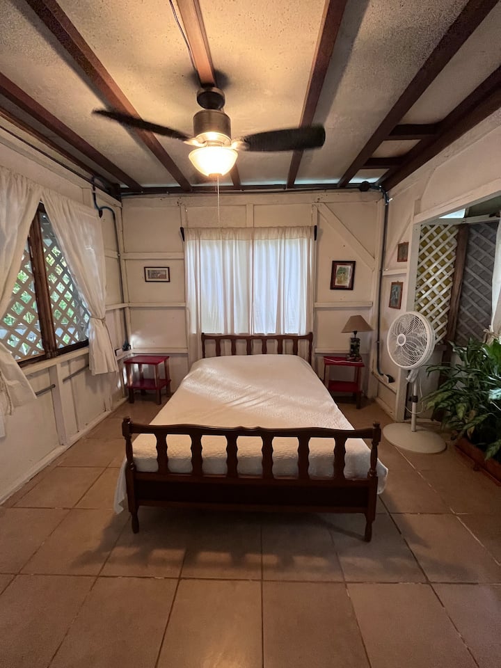 غرفة النوم 2