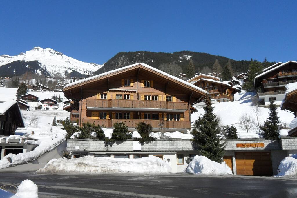 Chalet im Winter