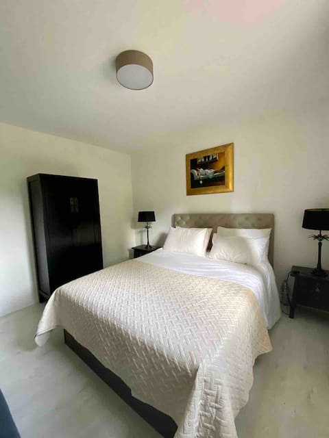 Beautiful villa with 4 bedrooms and pool