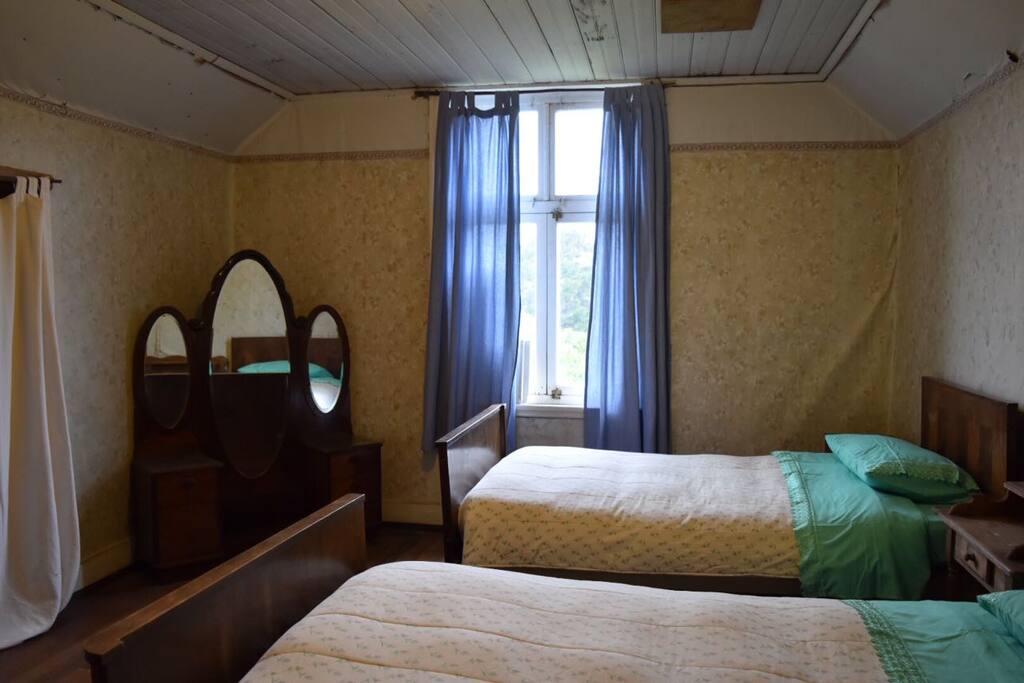 Room for 2 on second floor of Casona Santa Marta, rustic room with antique furniture, shared bathroom on 1st floor