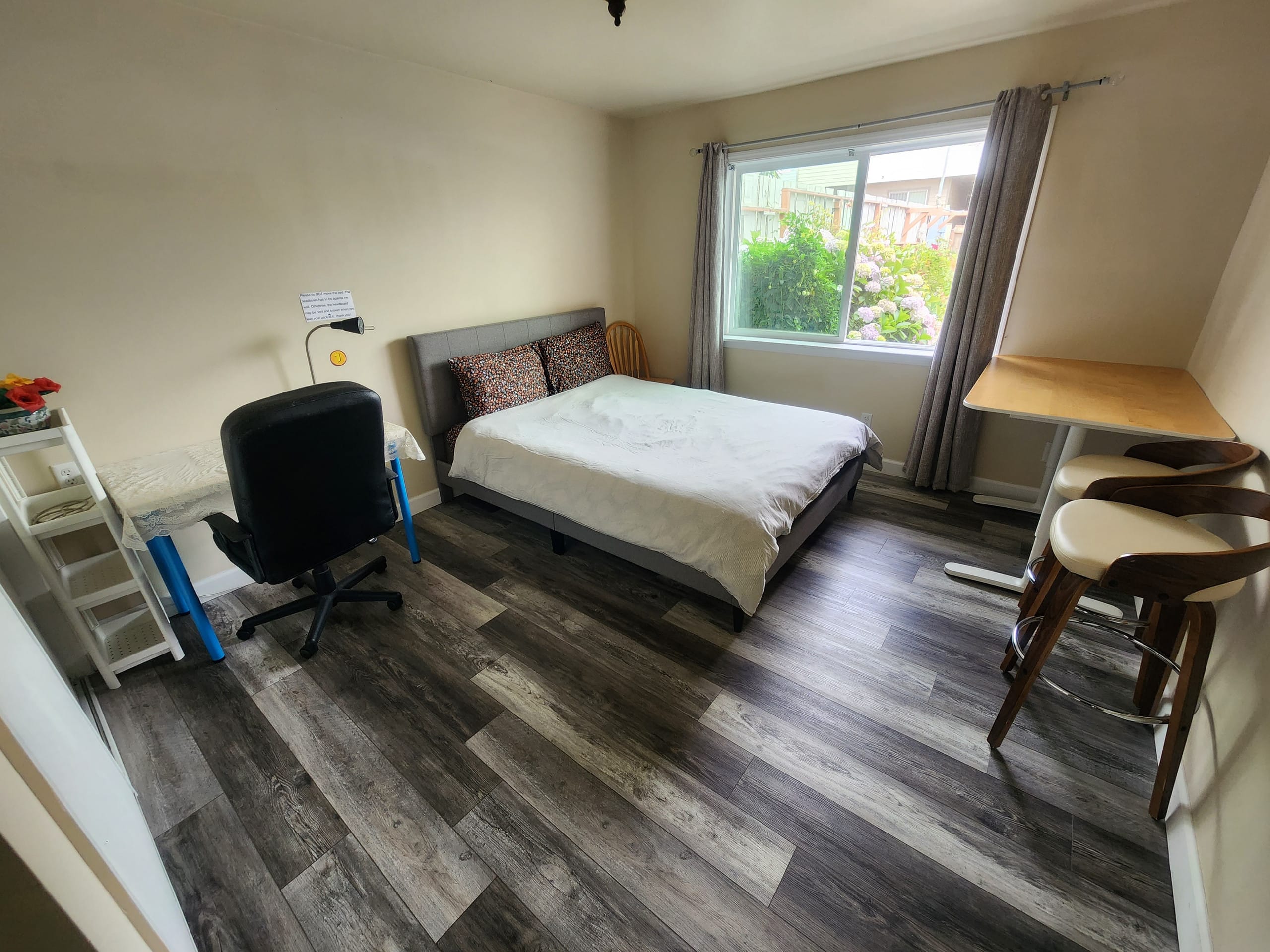 Home in San Francisco · ★4.86 · 1 bedroom · 3 beds · 1 bath - Image 26