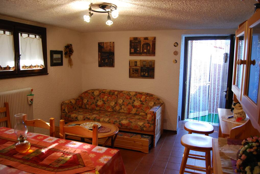salotto + divano letto 2 piazze