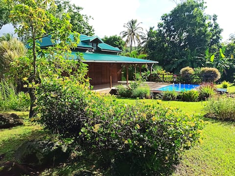 Charming Duquery Villa