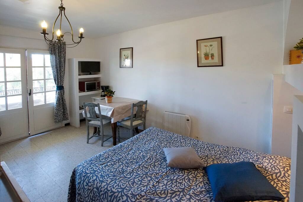 STUDIO N°12 COTE SUD 1 ETAGE