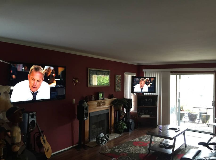 enjoy netflix, hulu or any streaming site on two TV's. This is home theater at its best.