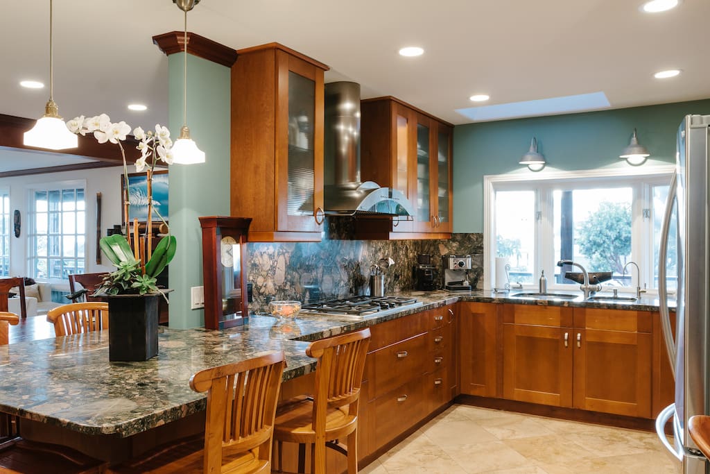 Complete Modern Kitchen