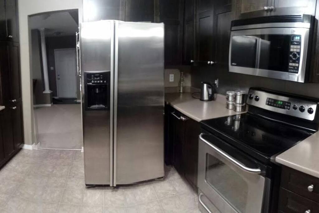Shared Kitchen Space with Breakfast