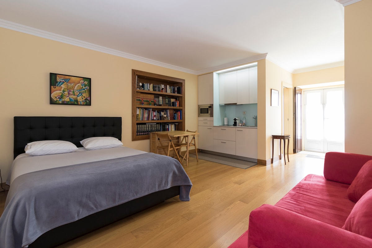 Apart. O Cantinho 2 Pax