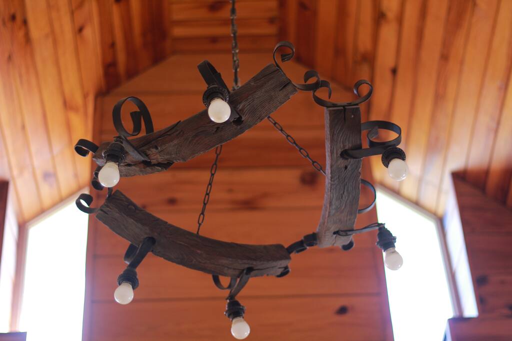 High ceiling with pinewood panelling