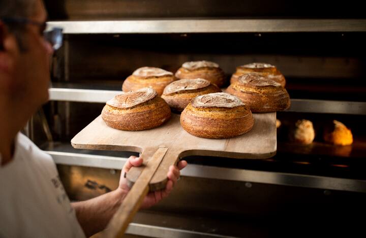 image of break coming out of oven
