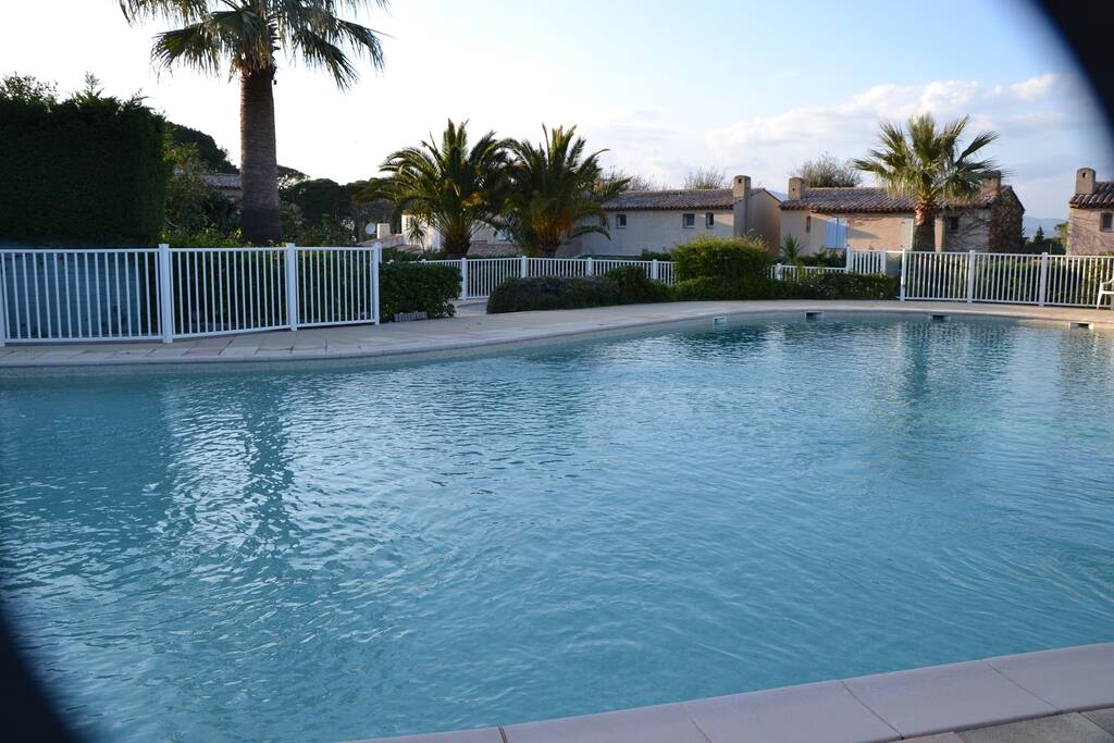 piscine de la résidence