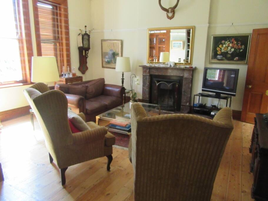The lounge which the guests are welcome to use