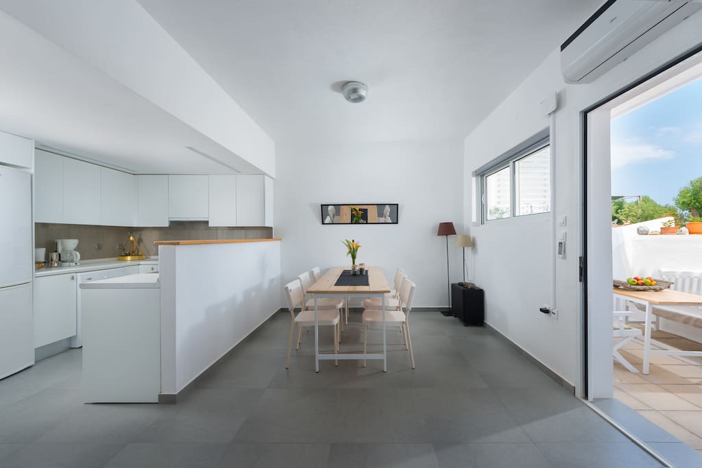 A modern fully equipped open Kitchen
