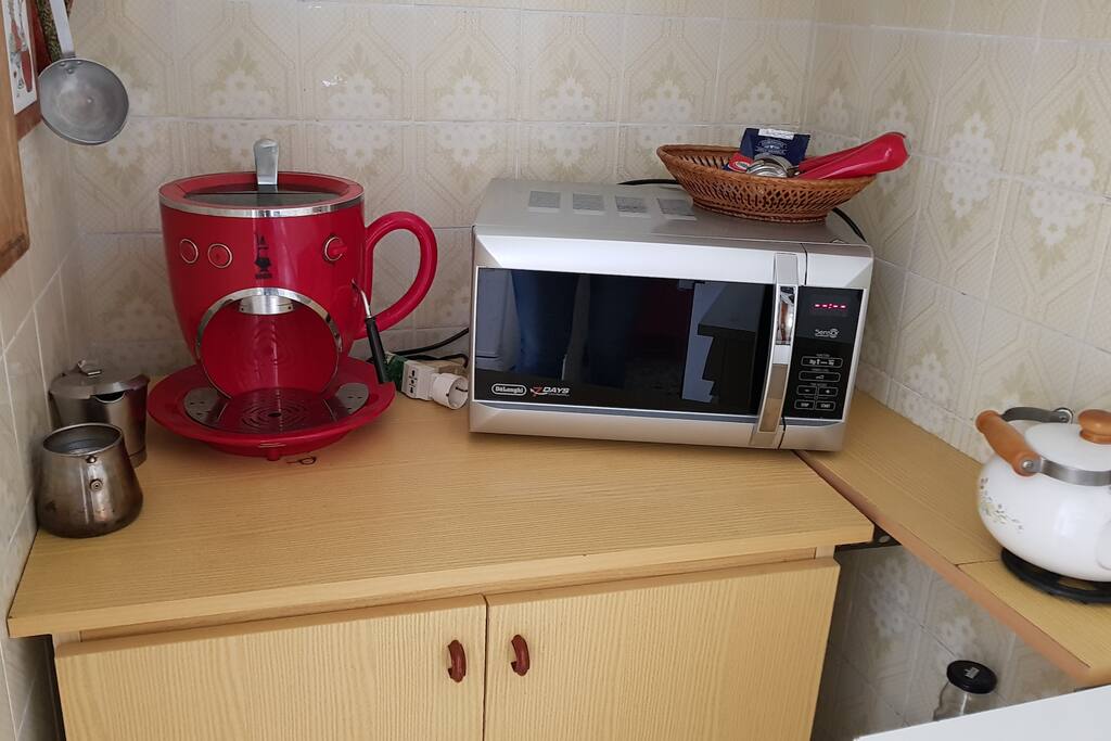 Macchina caffè + micronde