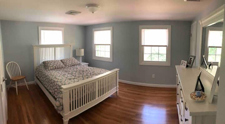 ห้องสวีทหนึ่งห้องนอน (One Bed