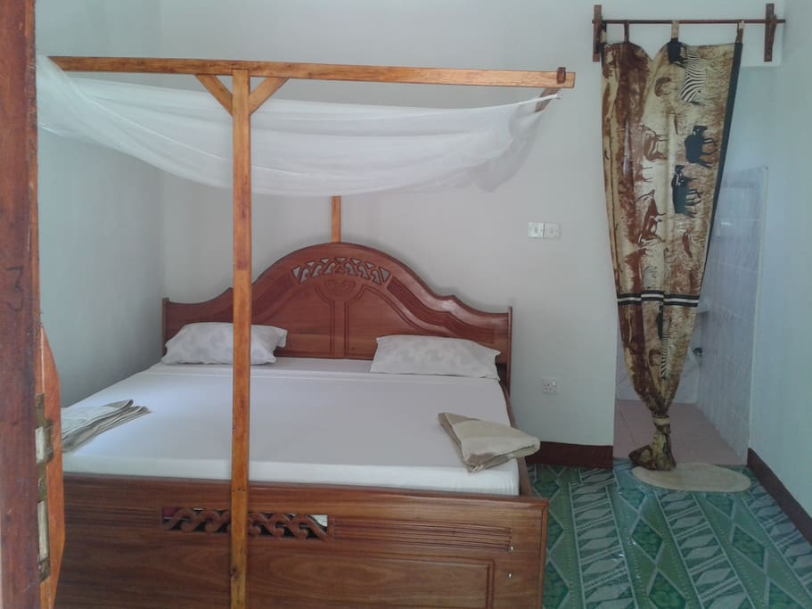 King size bed
