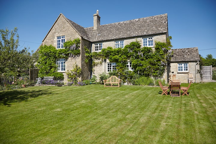 No.3 In The Cotswolds - Chipping Norton