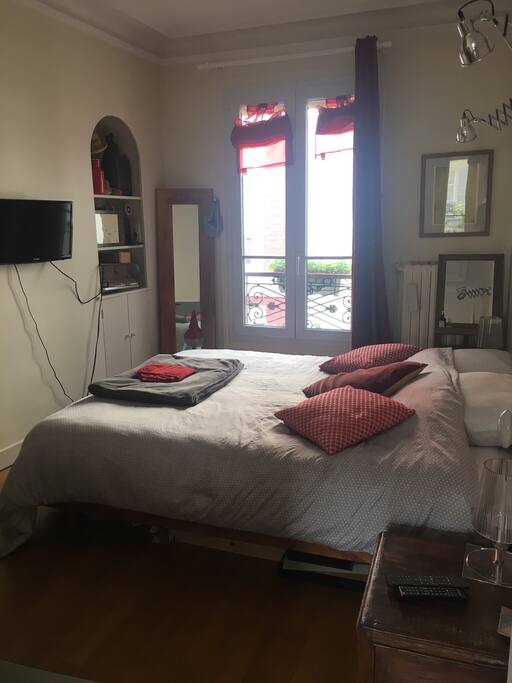 la chambre très calme donnant sur cour