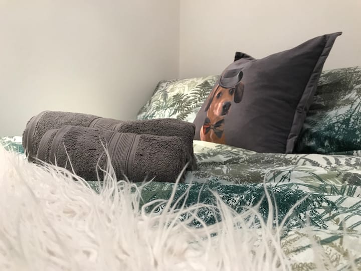 Bromley Holiday Rentals & Homes England, United Kingdom Airbnb