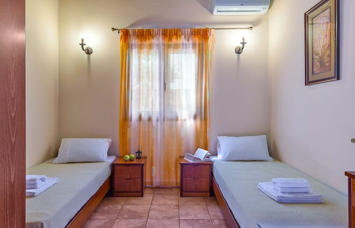 غرفة النوم 2