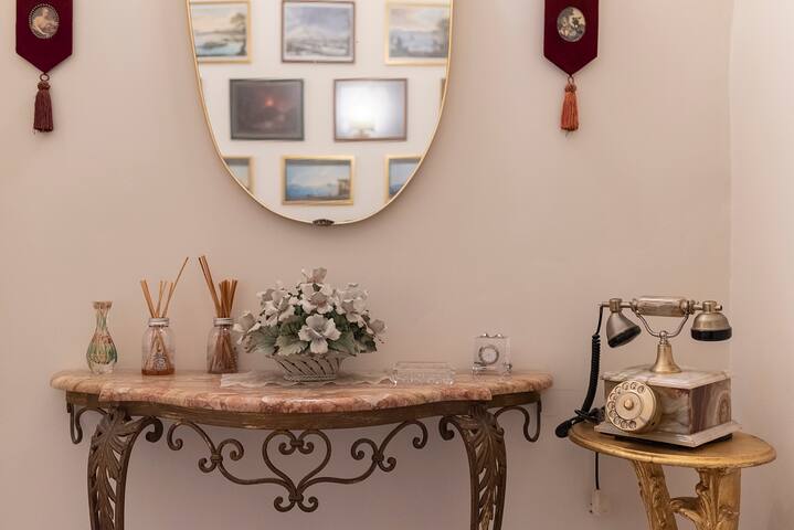 Domus Borbonica, Via Toledo 55 gallery image 2