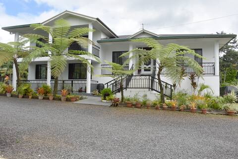 Apia Oasis - Holiday Home & Retreat