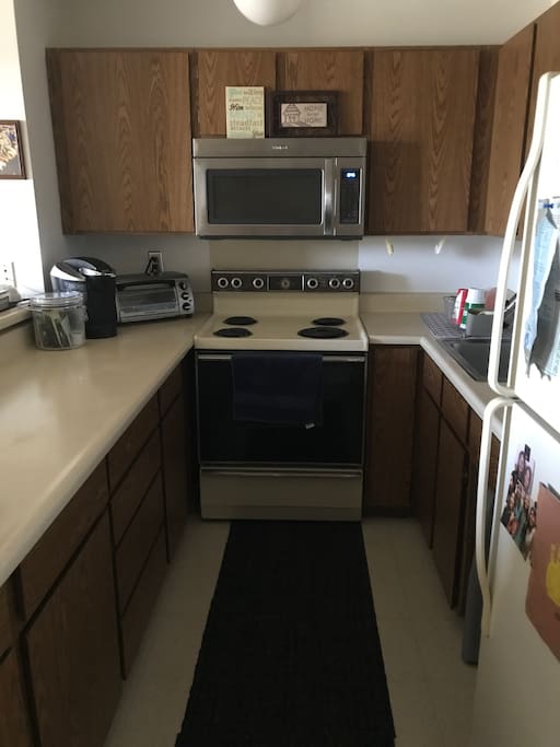 Kitchen amenities