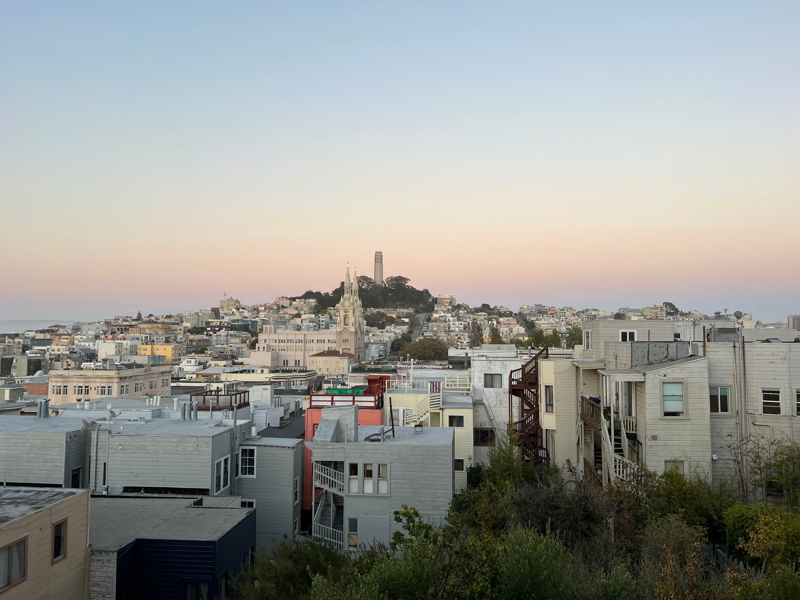 Home in San Francisco · ★5.0 · 3 bedrooms · 4 beds · 2.5 baths - Image 10