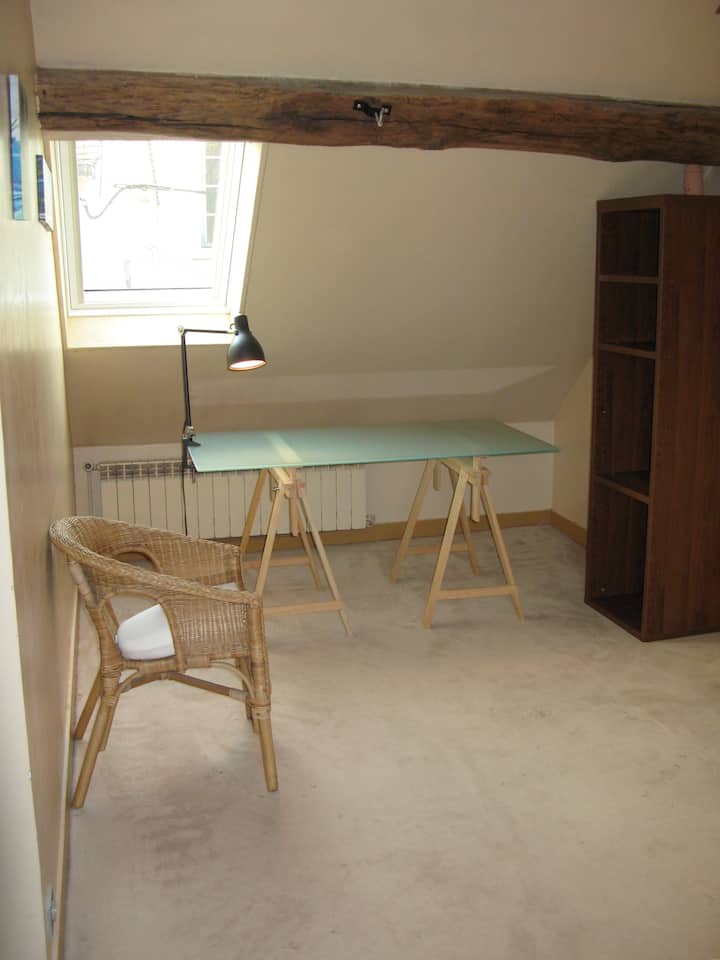 Უკანა საძინებელი მე-2 სართული