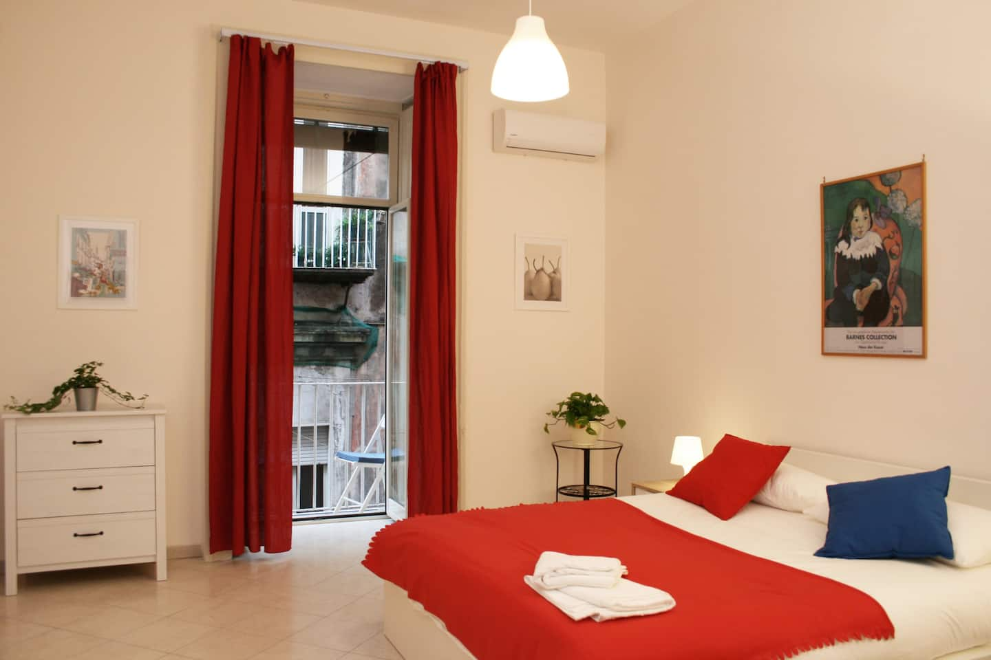 Image of Airbnb rental in Naples, Italy