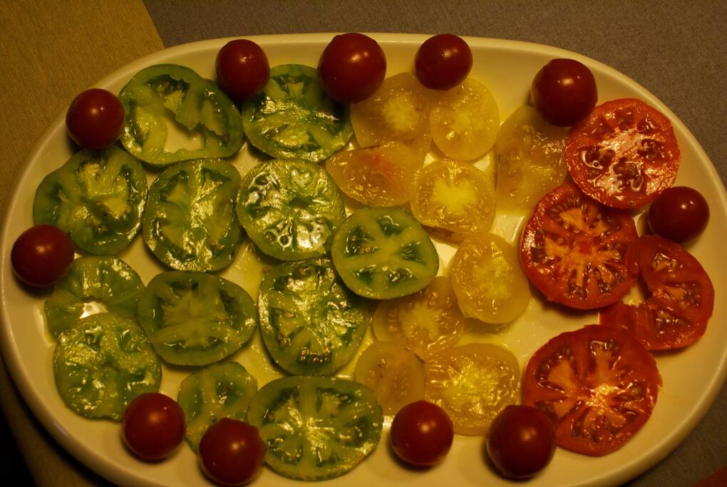 Tomaticos de la huerta propia