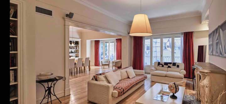 Espectacular Apartamento En El Corazón De Recoleta - Buenos Aires