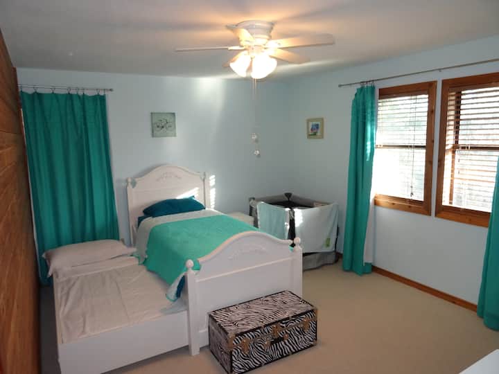 მე-3 სართული სათადარიგო საძინებელი.