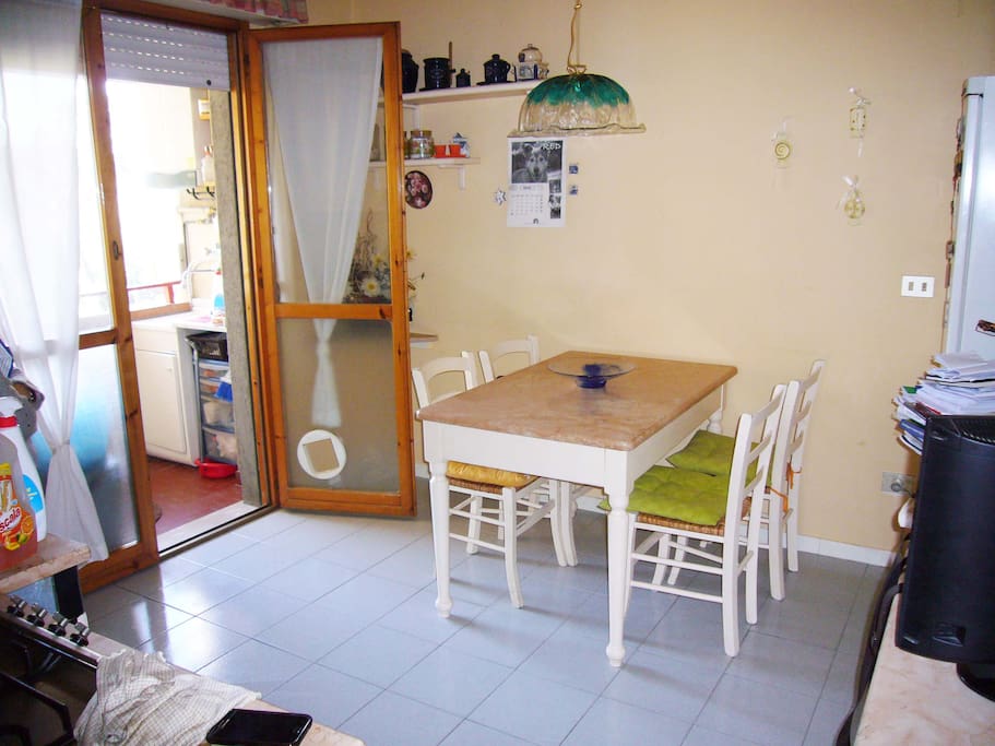 tavolo della cucina